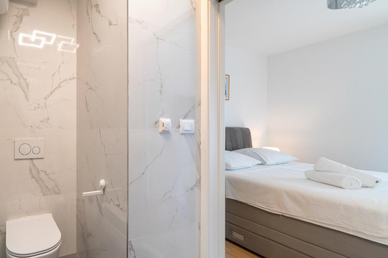 Golden Luxury Apartment Split Exterior foto