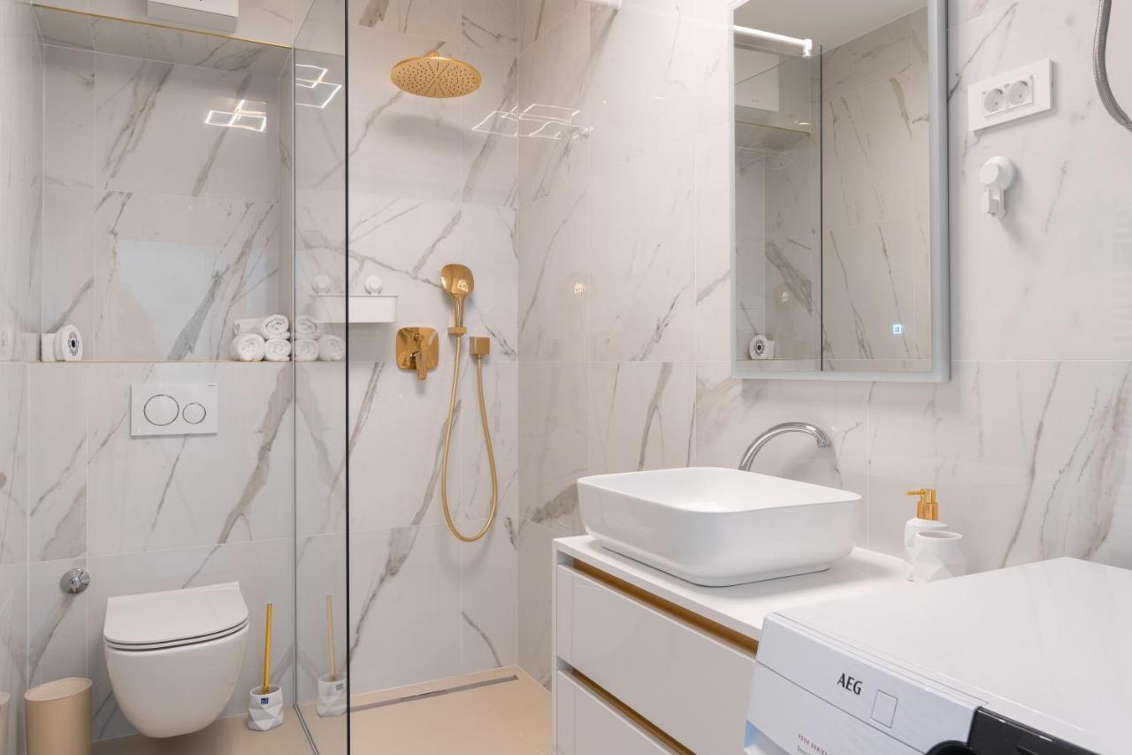 Golden Luxury Apartment Split Exterior foto
