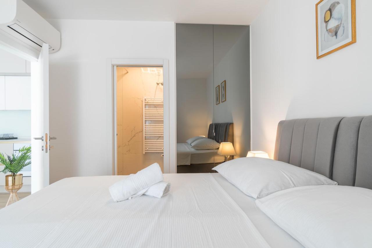 Golden Luxury Apartment Split Exterior foto